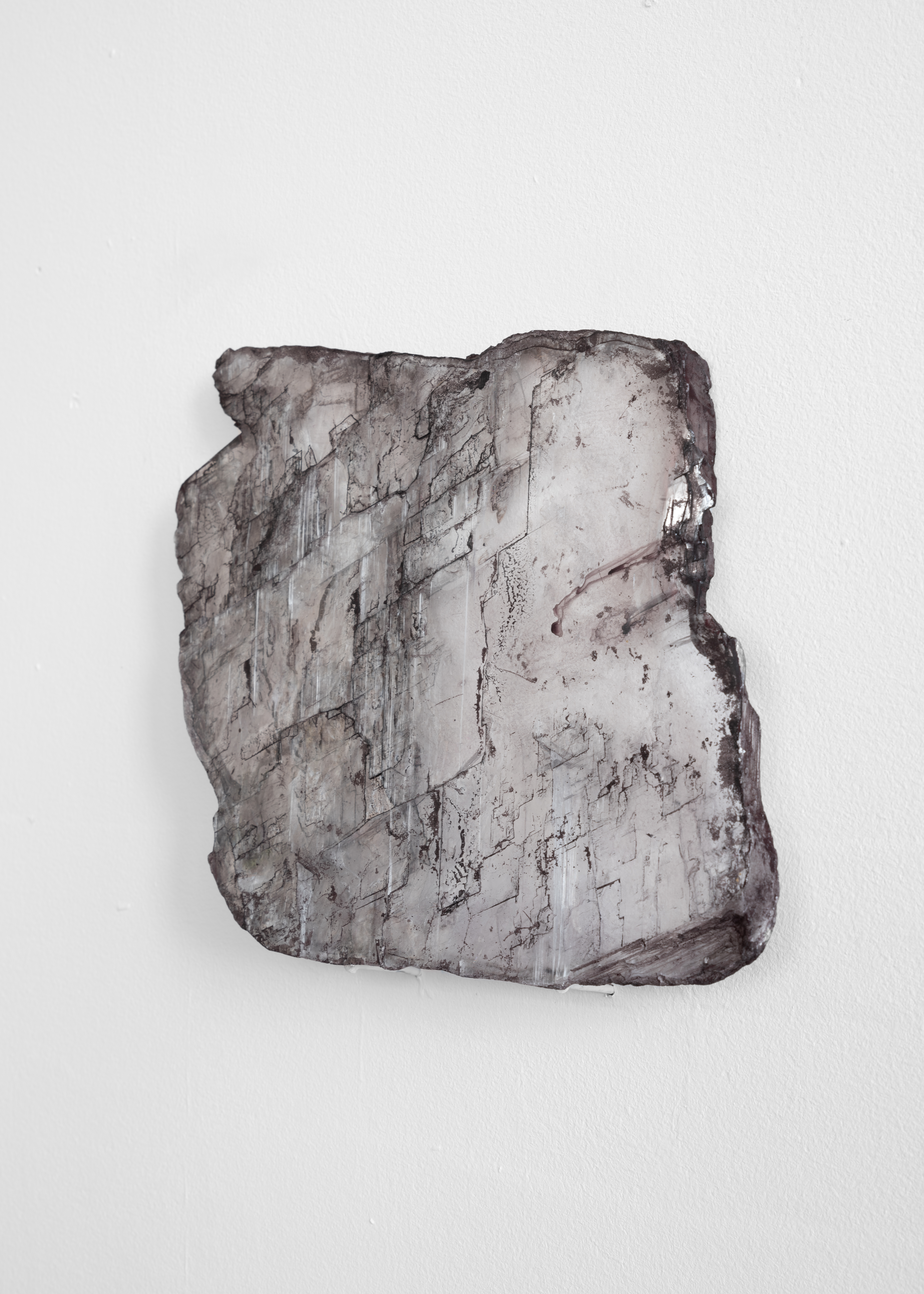 Sediment 沉淀 (2) 23x20cm 2023 pigment,crystal